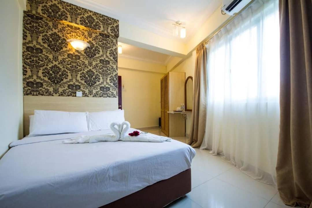 Hotel Sea Princess Teluk Bahang Exterior foto